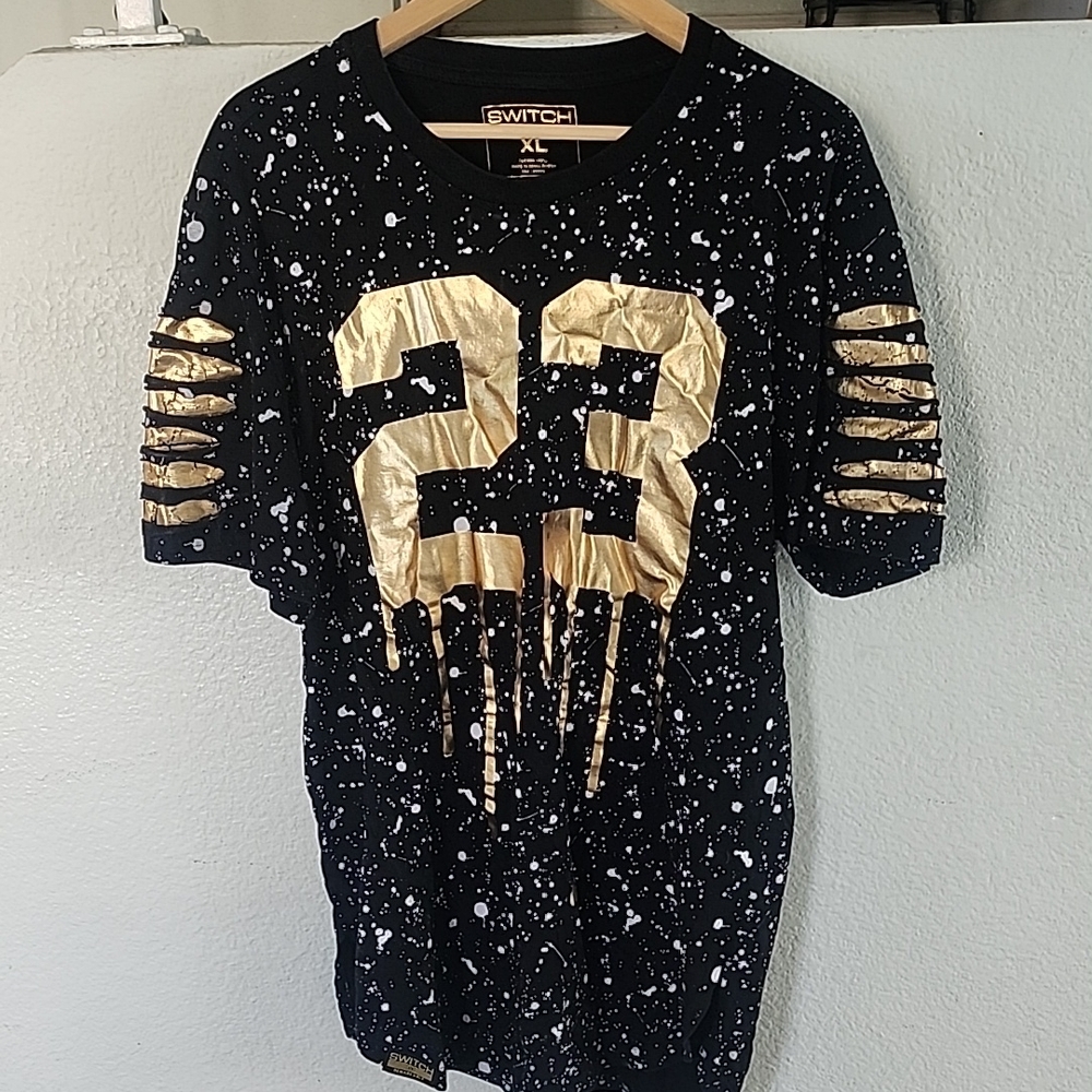 Switch Black and Gold Graphic Men's T-Shirt